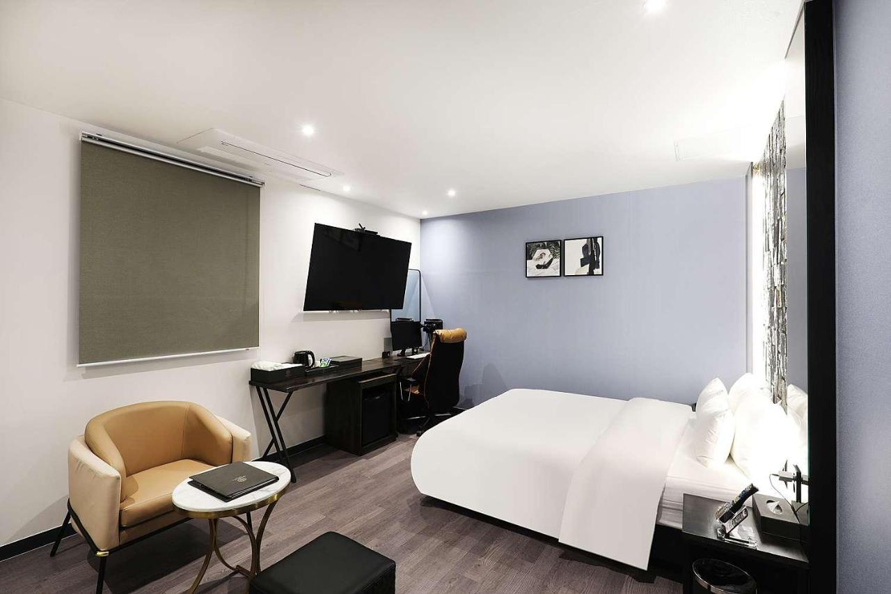 Mariposa Hotel Songtan Pyeongtaek Exterior foto